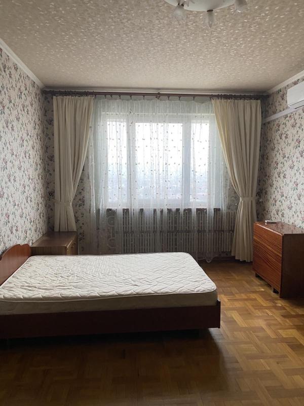 Продаж 3 кімнатної квартири 70 кв. м, Матюшенка вул. 3