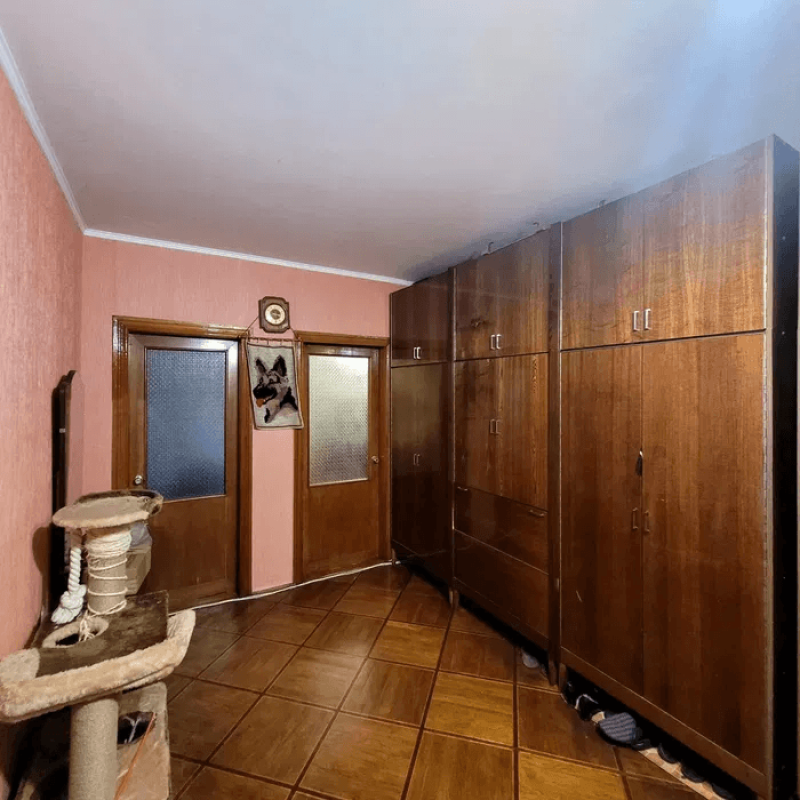 Sale 3 bedroom-(s) apartment 70 sq. m., Sadovyi Pass 26