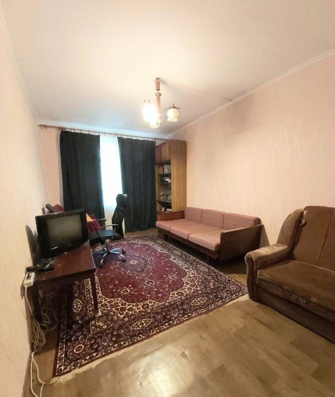 Продаж 1 кімнатної квартири 36 кв. м, Познанська вул. 8А
