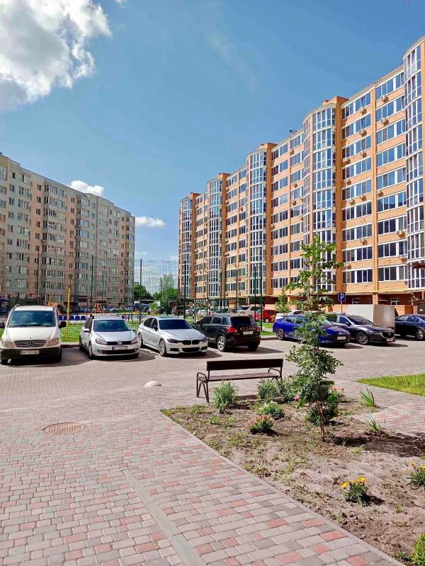 Sale 3 bedroom-(s) apartment 93 sq. m., Losivskyi Lane 4