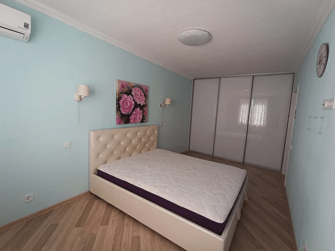 Sale 3 bedroom-(s) apartment 100 sq. m., Peremohy Avenue 85