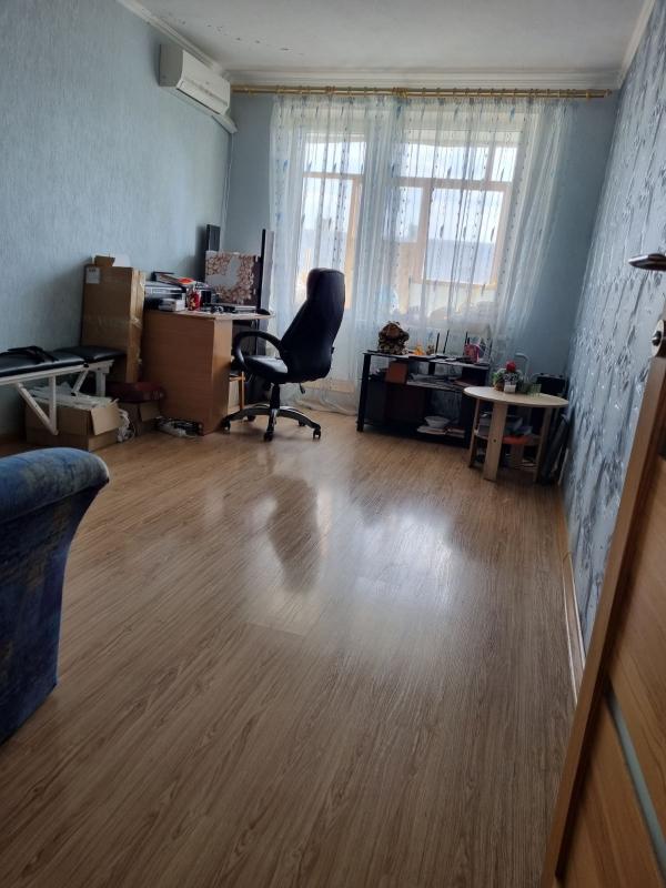 Продажа 3 комнатной квартиры 64 кв. м, Героев Труда ул. 47