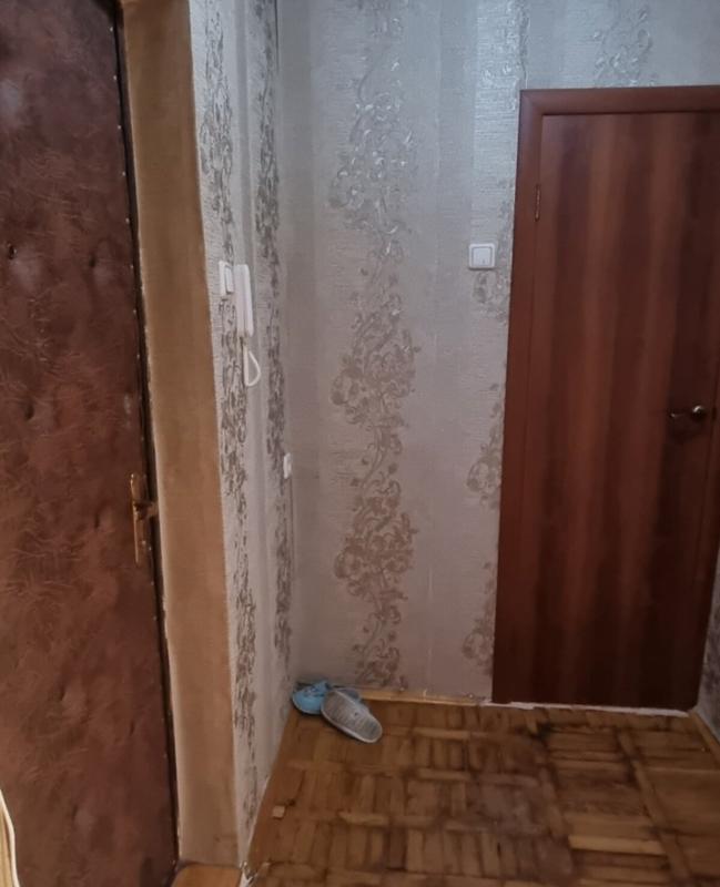 Продаж 1 кімнатної квартири 35 кв. м, Туркестанська вул. 30