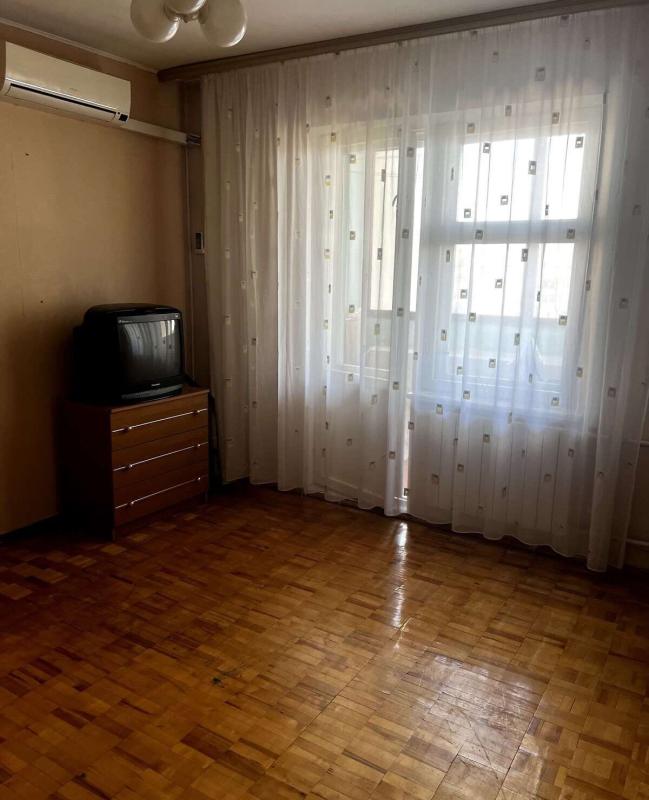 Sale 2 bedroom-(s) apartment 58 sq. m., Revutskoho Street 19/1