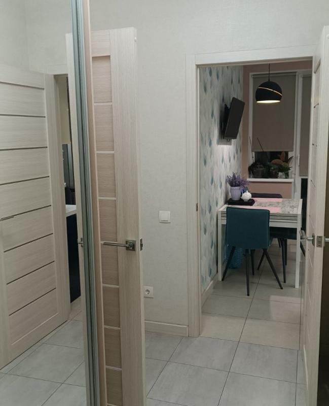 Sale 1 bedroom-(s) apartment 37 sq. m., Drahomanova Street 6