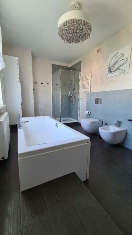 Sale 3 bedroom-(s) apartment 150 sq. m., Traktorobudivnykiv Avenue 94в