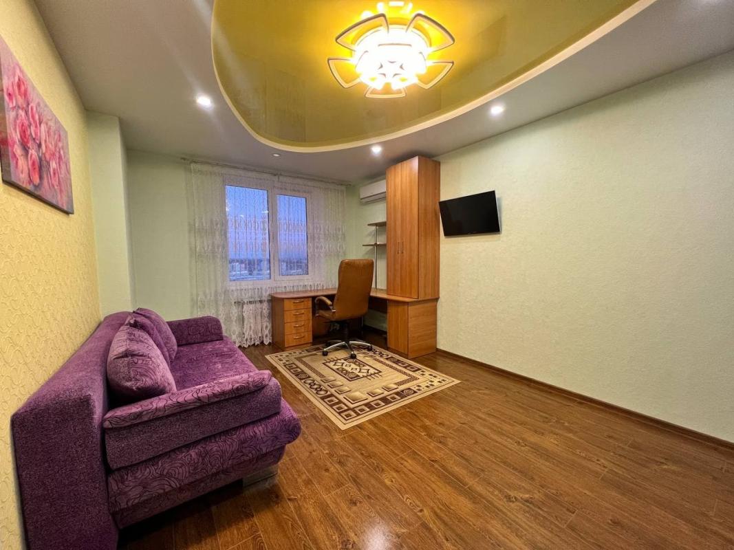 Long term rent 1 bedroom-(s) apartment Peremohy Avenue 65г к1