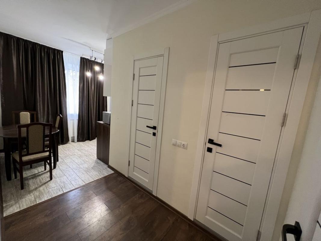 Sale 2 bedroom-(s) apartment 50 sq. m., Peremohy Avenue 72а