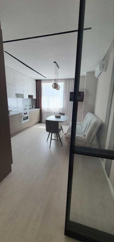 Long term rent 2 bedroom-(s) apartment Myroslava Mysly Street (Tsilynohradska Street) 58