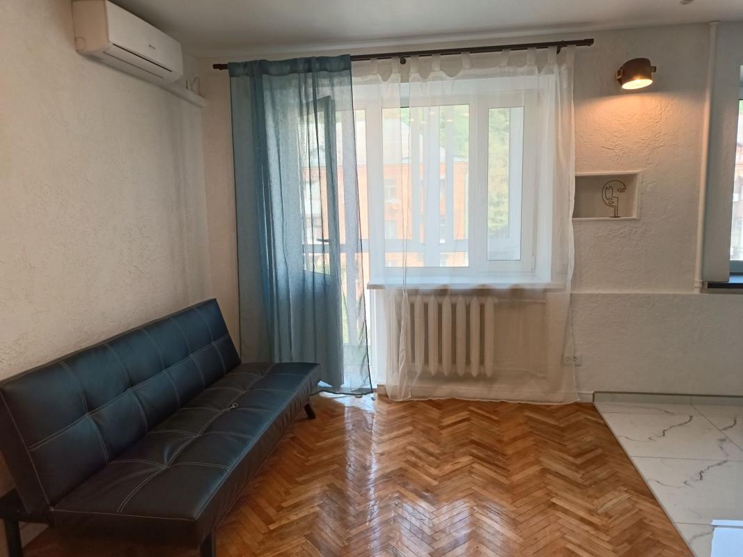Продажа 1 комнатной квартиры 27 кв. м, Михаила Бойчука ул. (Киквидзе) 30