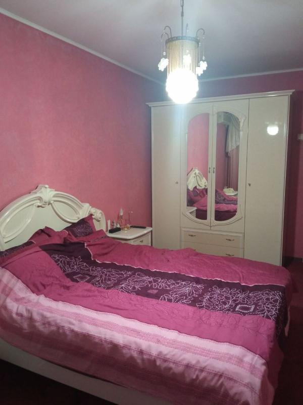 Sale 3 bedroom-(s) apartment 64 sq. m., Tobolska Street 46б