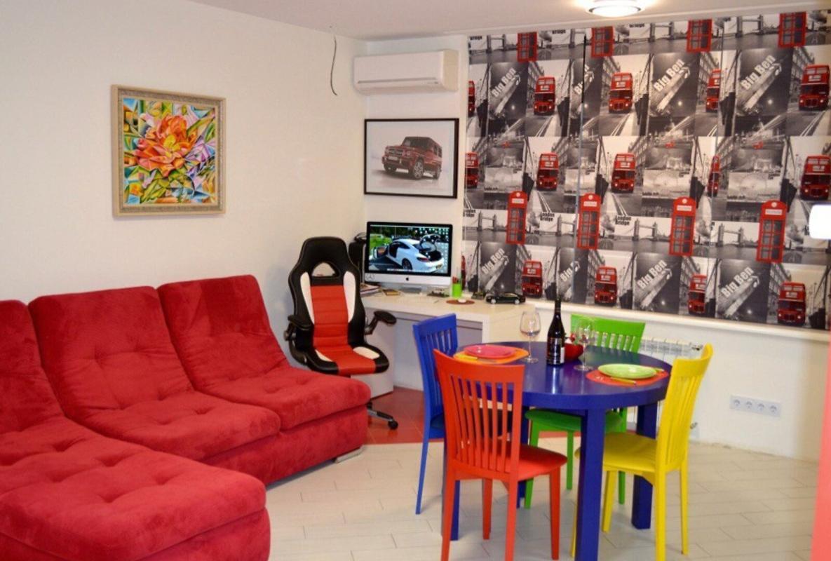 Sale 2 bedroom-(s) apartment 68 sq. m., Aviakonstruktora Ihoria Sikorskoho Street (Tankova Street) 4г