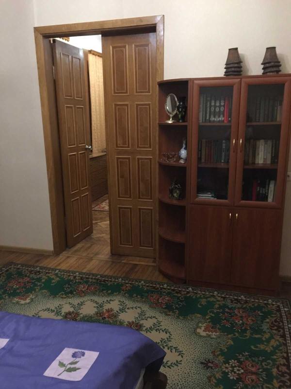 Довгострокова оренда 3 кімнатної квартири Бориса Чичибабина вул. 1