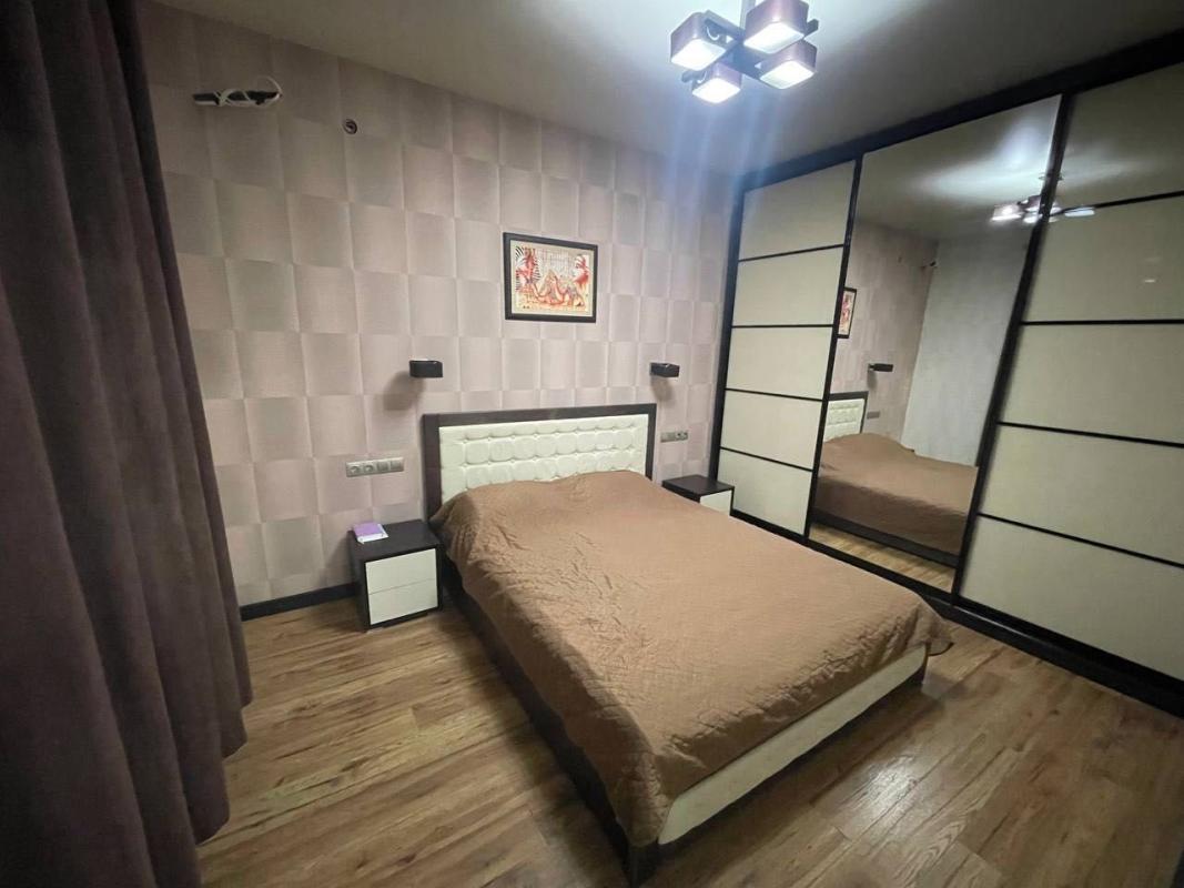 Sale 1 bedroom-(s) apartment 41 sq. m., Velyka Panasivska Street (Kotlova Street)