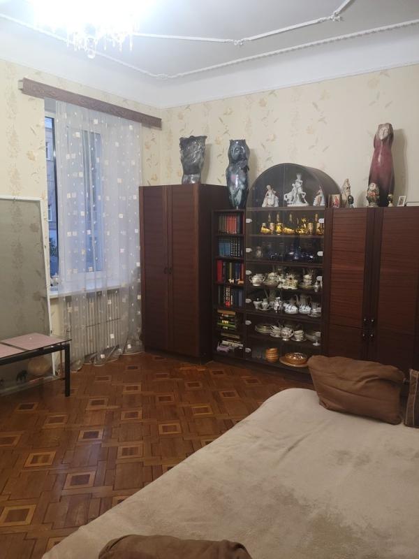 Долгосрочная аренда 3 комнатной квартиры Чернышевская ул. 88