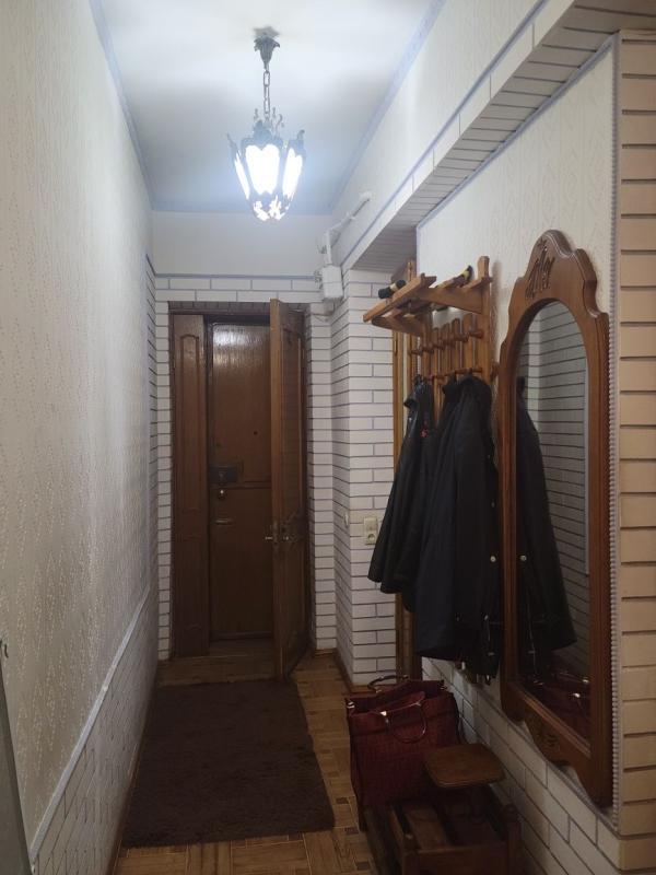 Долгосрочная аренда 3 комнатной квартиры Чернышевская ул. 88