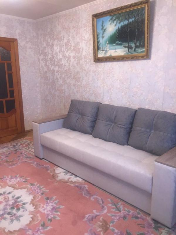 Long term rent 4 bedroom-(s) apartment Obolonska Street 47