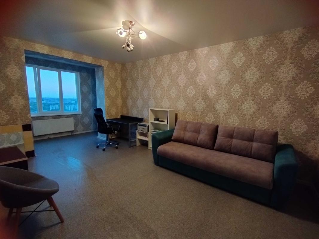 Продаж 1 кімнатної квартири 53 кв. м, Салтівське шосе 73