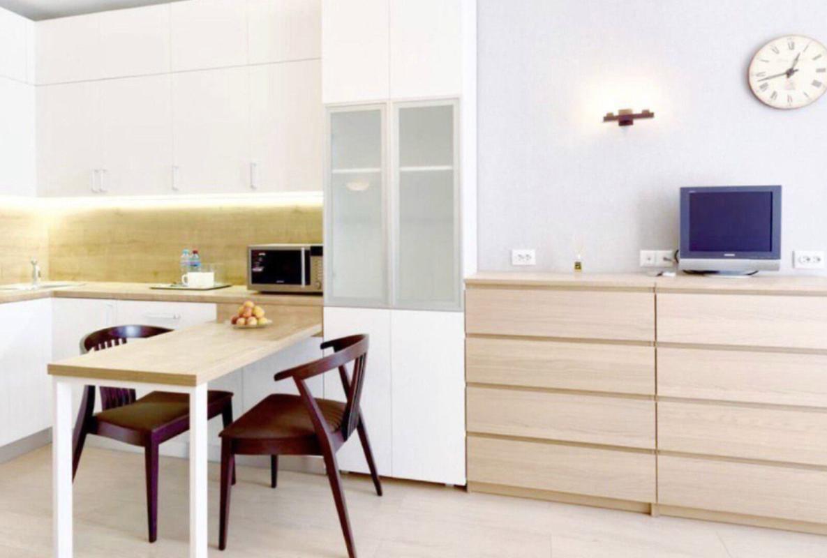 Sale 3 bedroom-(s) apartment 94 sq. m., Knyazya Romana Mstyslavychya Street (Henerala Zhmachenka Street) 28