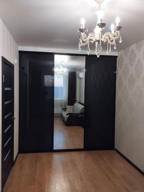 Продаж 1 кімнатної квартири 40 кв. м, Маршала Федоренка вул. 23