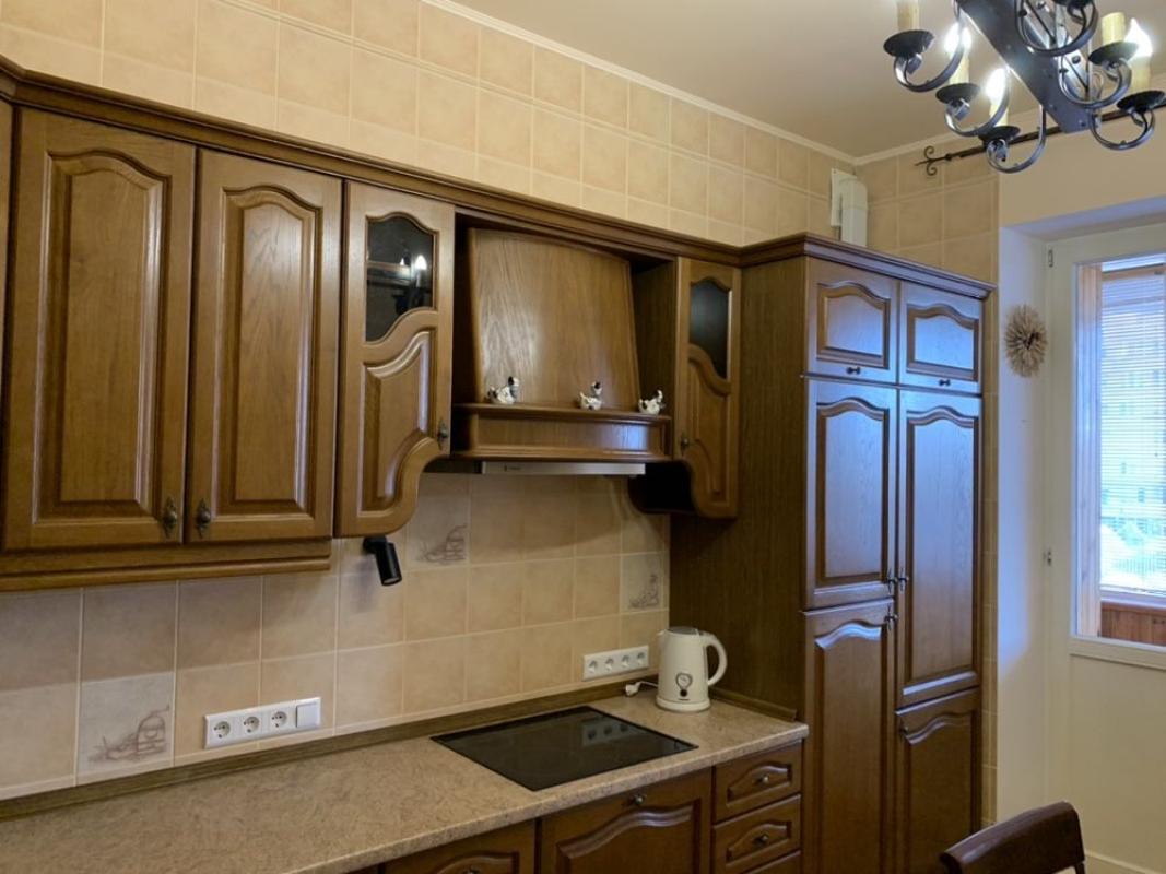 Long term rent 2 bedroom-(s) apartment Volodymyra Ivasiuka Avenue (Heroiv Stalinhrada Avenue) 10А