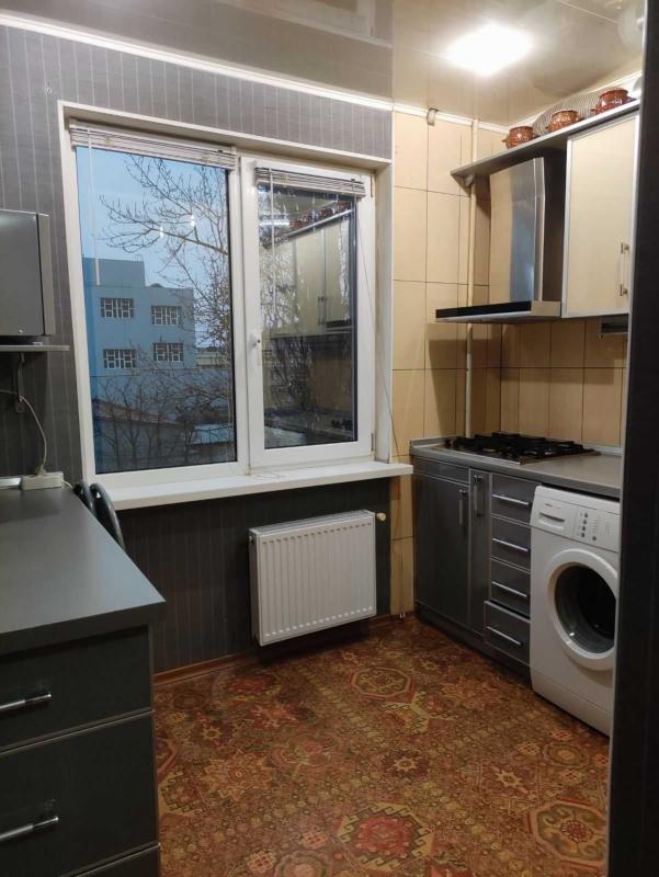 Продаж 2 кімнатної квартири 47 кв. м, Юрія Гагаріна просп. 94