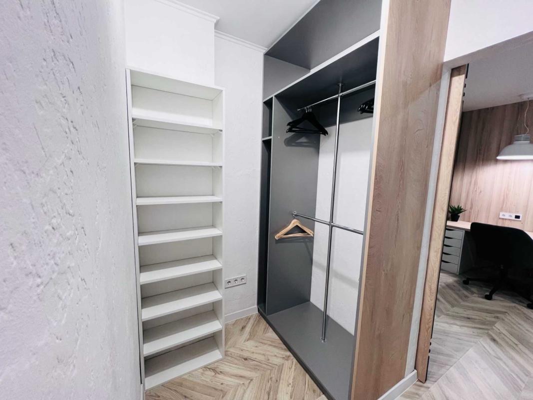 Sale 2 bedroom-(s) apartment 62 sq. m., Klochkivska Street 191
