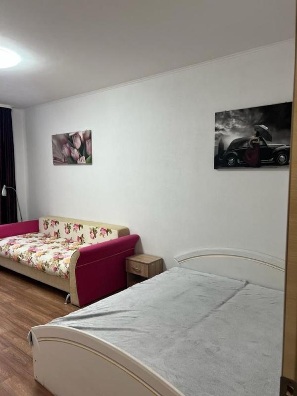 Sale 1 bedroom-(s) apartment 43 sq. m., Kazarmenna Street (Hryhoriia Andriuschenka Street) 6Г