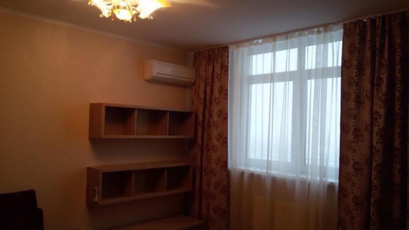 Long term rent 1 bedroom-(s) apartment Voskresenska Street 16б