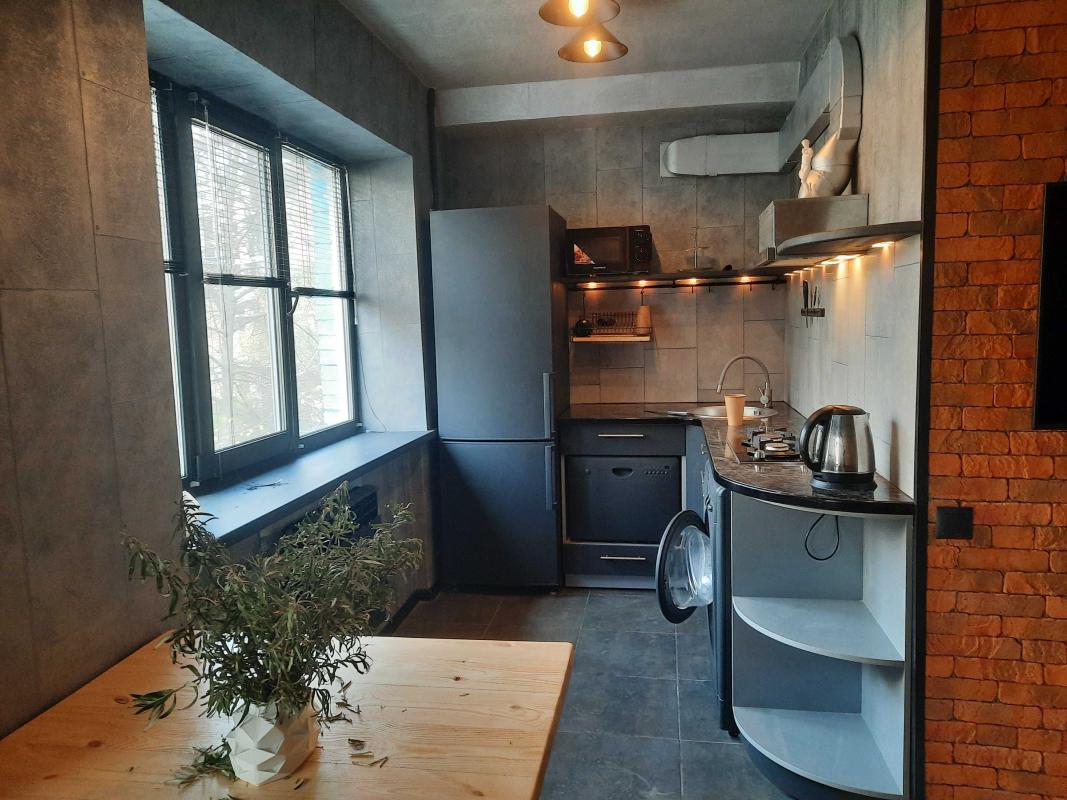 Long term rent 2 bedroom-(s) apartment Uzhhorodskyi Lane