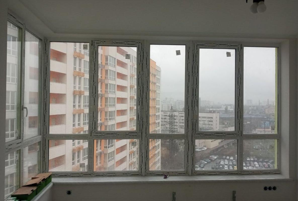 Sale 2 bedroom-(s) apartment 49 sq. m., Beresteiska Avenue (Peremohy Avenue) 67