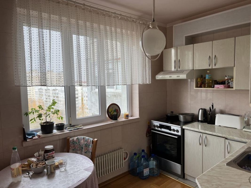 Sale 4 bedroom-(s) apartment 82 sq. m., Arkhitektoriv Street 28