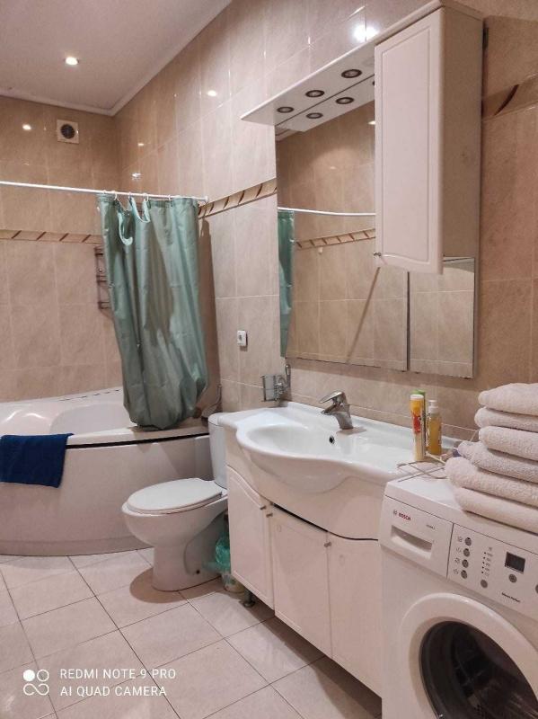 Long term rent 4 bedroom-(s) apartment Shota Rustaveli Street 20