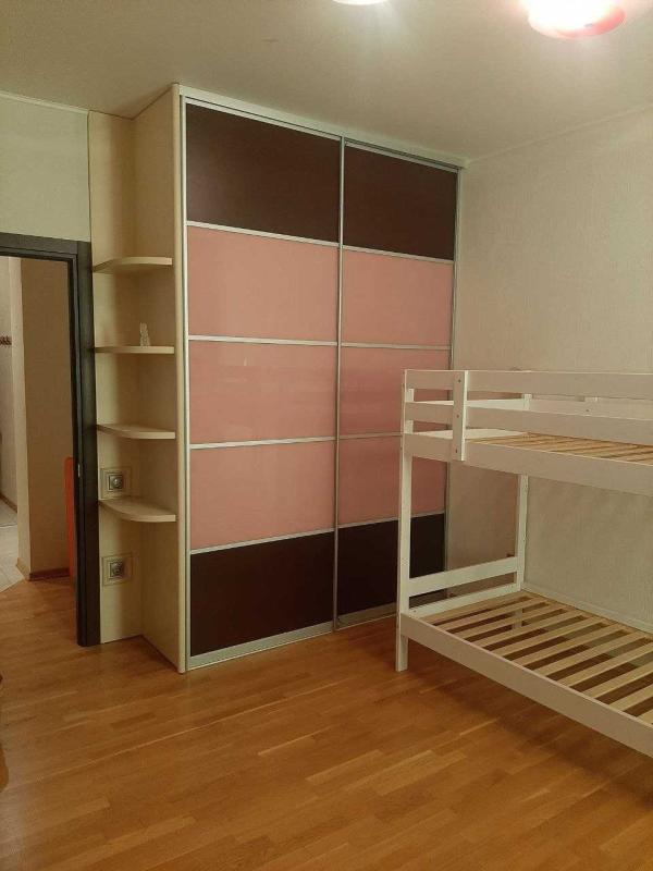Long term rent 2 bedroom-(s) apartment Svobody Street 36а