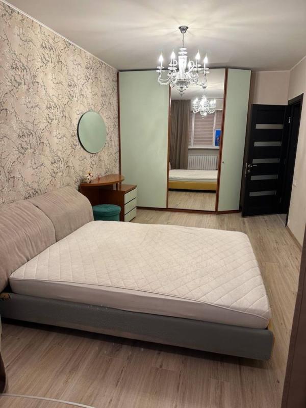 Long term rent 3 bedroom-(s) apartment Volonterska street (Sotsialistychna Street) 50