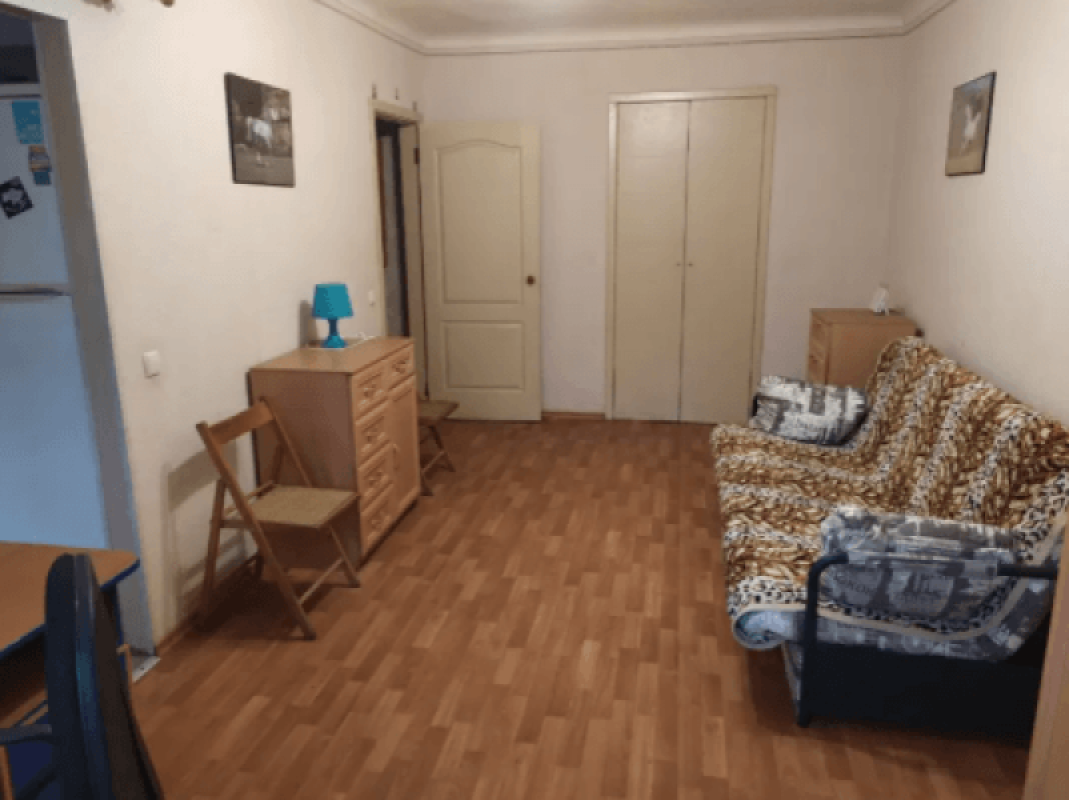 Long term rent 1 bedroom-(s) apartment Vorobiova Lane 9/11