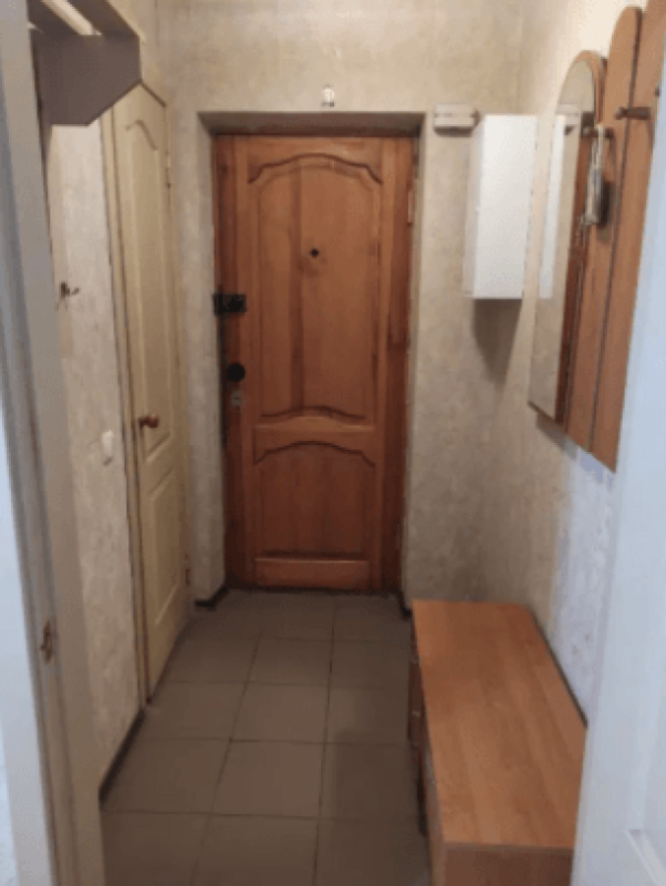 Long term rent 1 bedroom-(s) apartment Vorobiova Lane 9/11