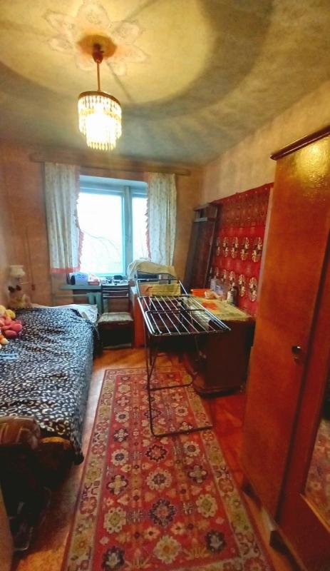 Продаж 3 кімнатної квартири 60 кв. м, Юрія Гагаріна просп. 72