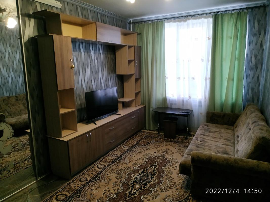 Sale 3 bedroom-(s) apartment 65 sq. m., Dyzelna Street 18