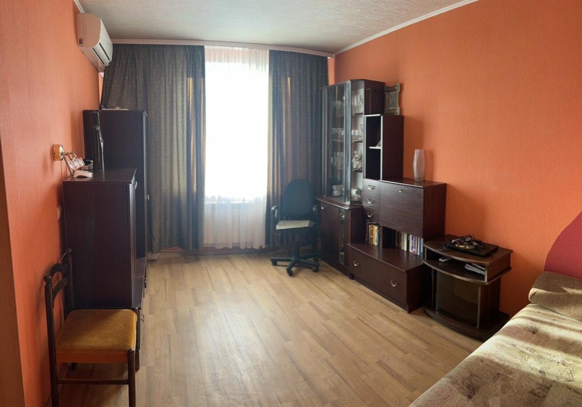 Sale 3 bedroom-(s) apartment 67 sq. m., Peremohy Avenue 61