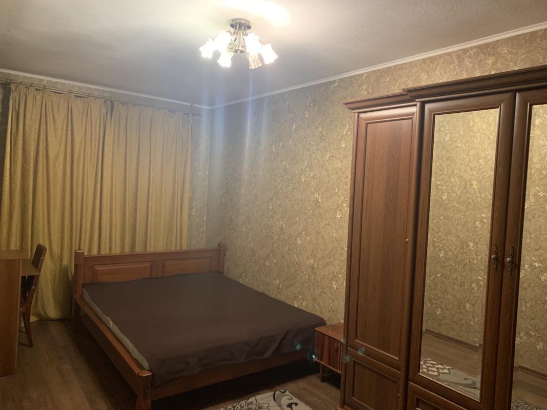 Довгострокова оренда 2 кімнатної квартири Пушкінська вул. 32