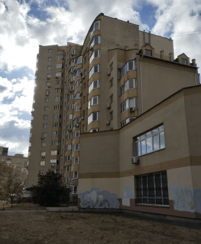 Продаж 1 кімнатної квартири 33 кв. м, Тростянецька вул. 49