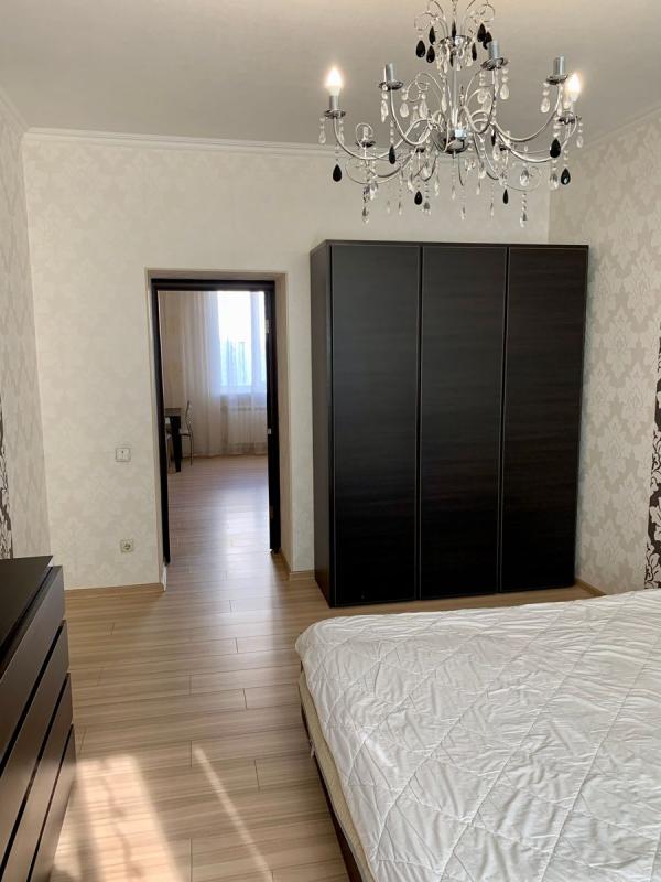 Продажа 3 комнатной квартиры 67 кв. м, Маршала Бажанова ул. 1