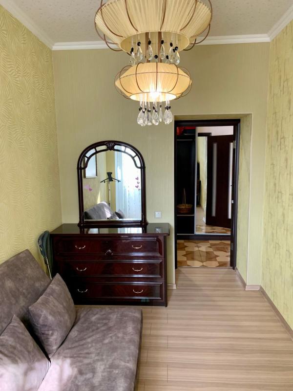Sale 3 bedroom-(s) apartment 67 sq. m., Marshala Bazhanova Street 1