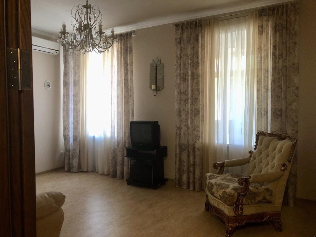 Long term rent 2 bedroom-(s) apartment Chernyshevska Street 88