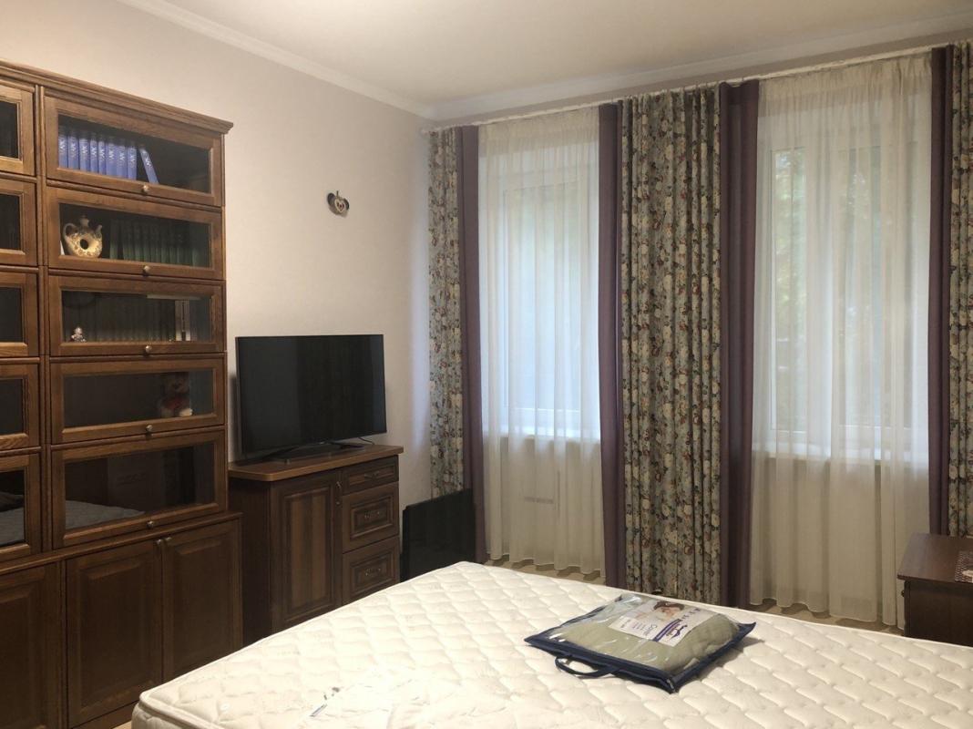 Long term rent 2 bedroom-(s) apartment Chernyshevska Street 88
