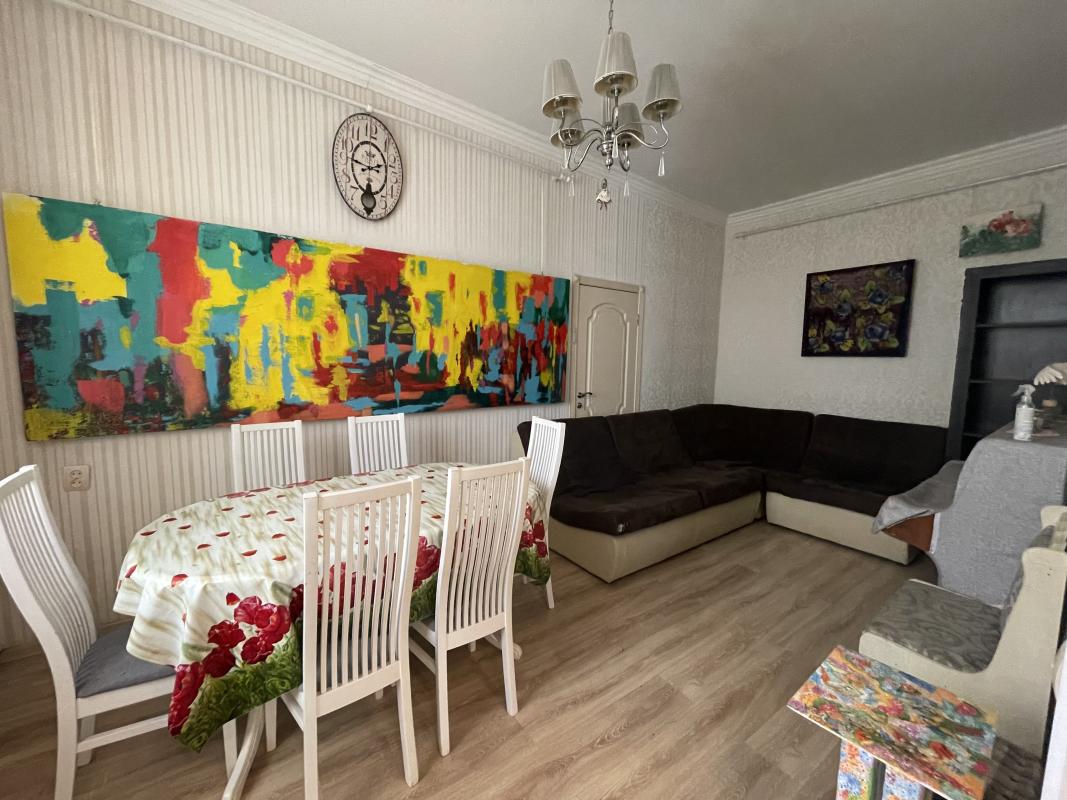Long term rent 3 bedroom-(s) apartment Pushkinska Street 67/69