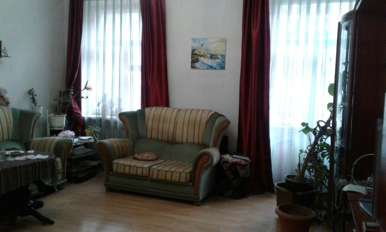 Продаж 3 кімнатної квартири 67 кв. м, Мироносицька вул. 99