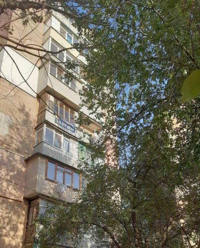 Продаж 2 кімнатної квартири 38 кв. м, Юрія Гагаріна просп. 72