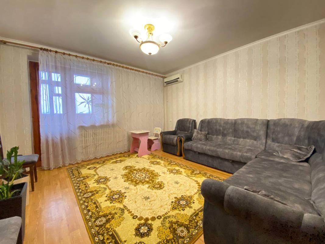 Sale 3 bedroom-(s) apartment 65 sq. m., Tytarenkivsky Lane 1